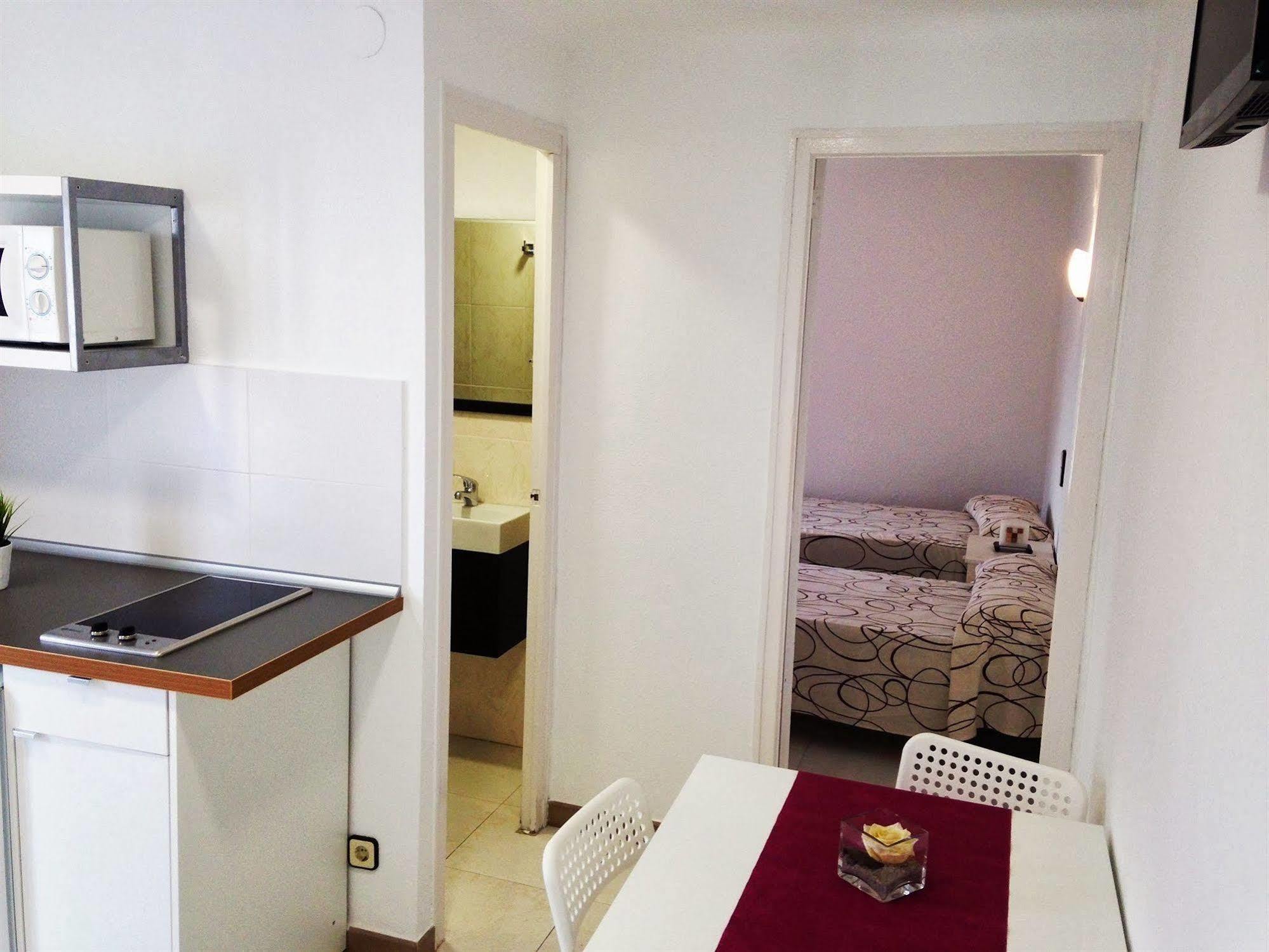 Apartamentos Ar Enjoy Bellavista Lloret de Mar Exteriör bild
